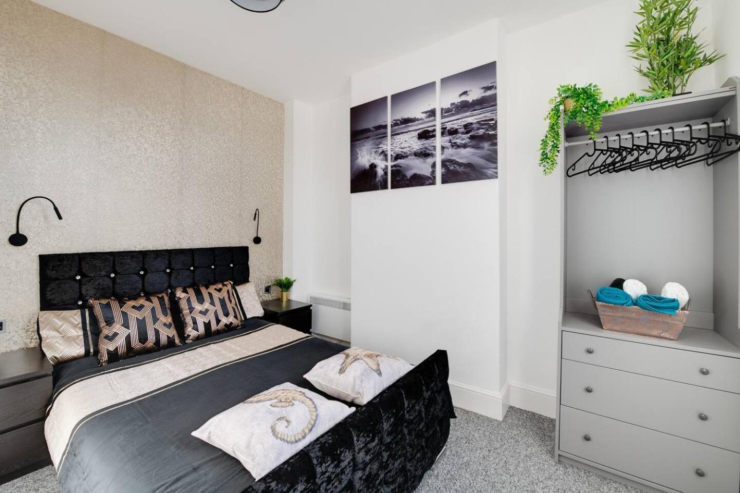 Dockyard Hideaway Nr Gunwharf Quays Apartment พอร์ตสมัธ ภายนอก รูปภาพ