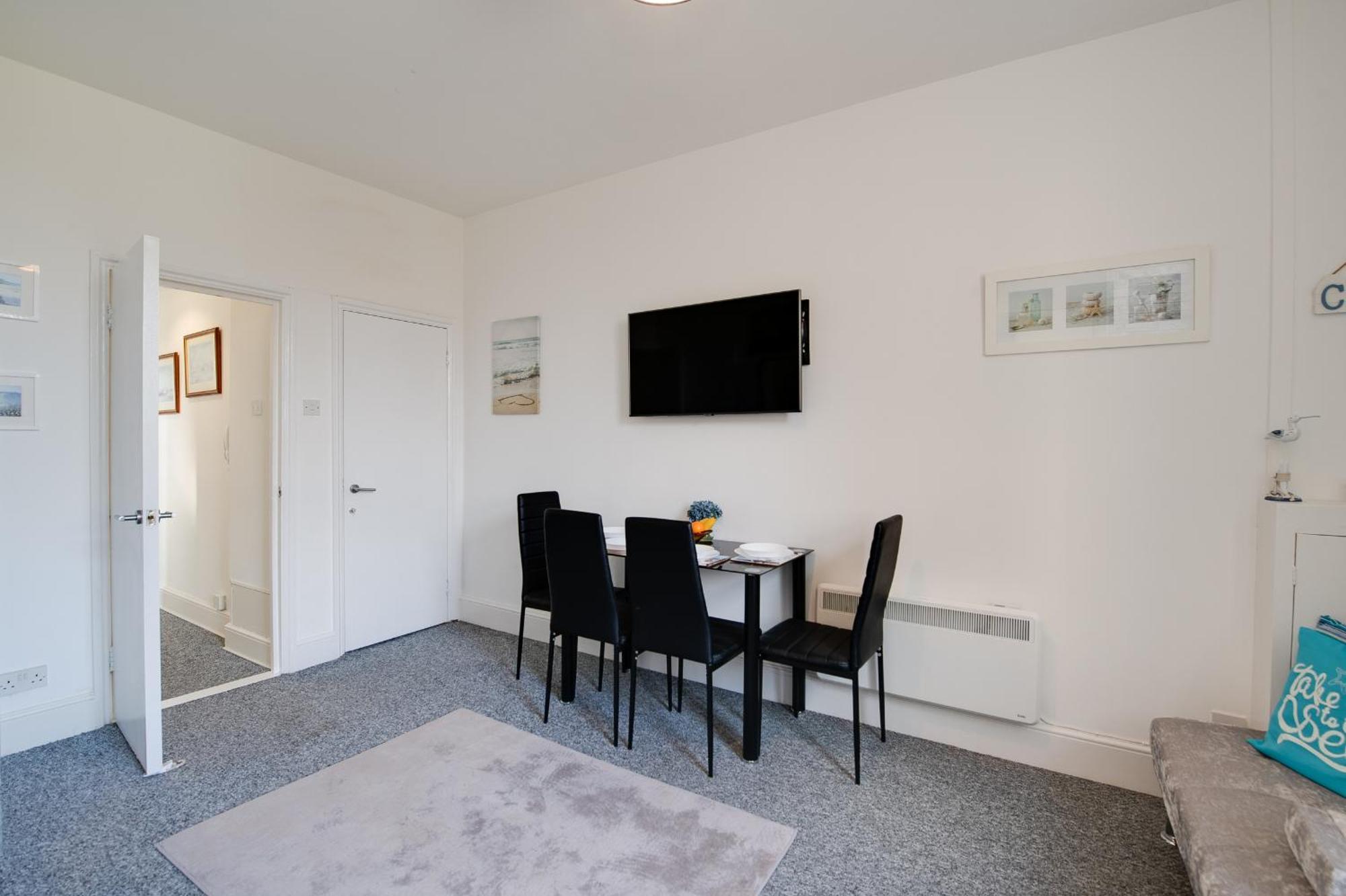Dockyard Hideaway Nr Gunwharf Quays Apartment พอร์ตสมัธ ภายนอก รูปภาพ